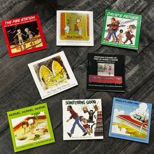8 mini Robert Munsch books
